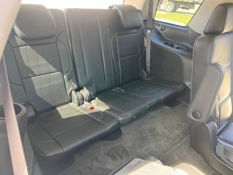 Chevrolet Tahoe Vehicle Full-screen Gallery Image 16