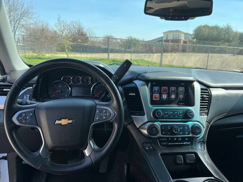 Chevrolet Tahoe Vehicle Full-screen Gallery Image 21
