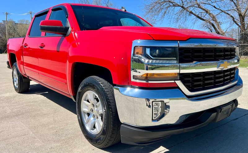 Chevrolet Silverado 1500 Vehicle Full-screen Gallery Image 02