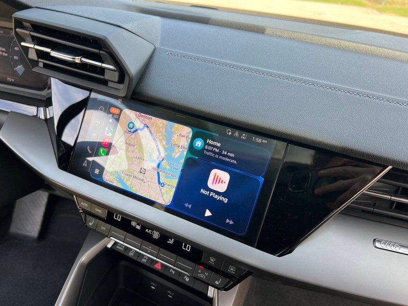 Audi A3 Vehicle Full-screen Gallery Image 11