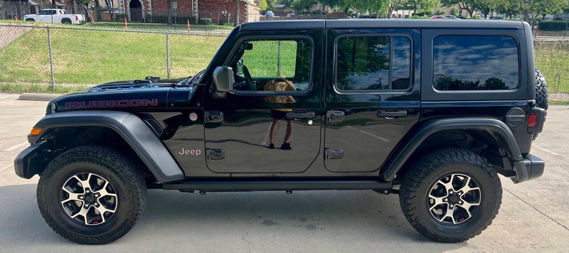 Jeep Wrangler Unlimited Vehicle Full-screen Gallery Image 07