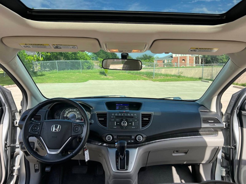 Honda CR-V Vehicle Full-screen Gallery Image 15