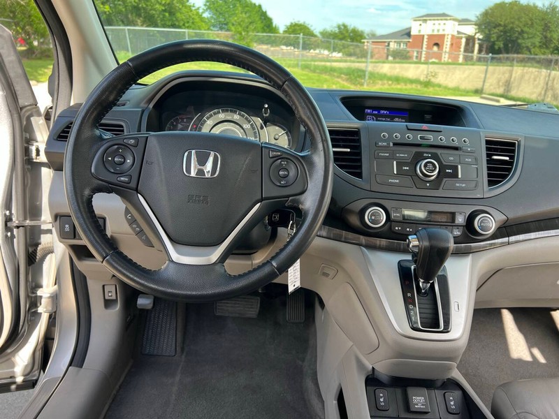 Honda CR-V Vehicle Full-screen Gallery Image 16