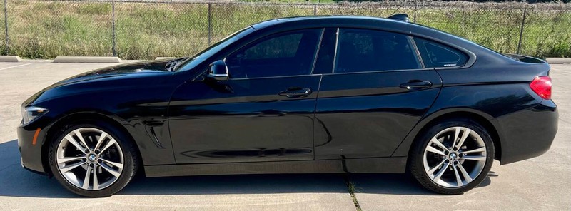 BMW 4 Series Vehicle Full-screen Gallery Image 07
