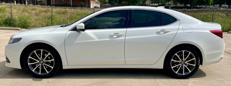 Acura TLX Vehicle Full-screen Gallery Image 02