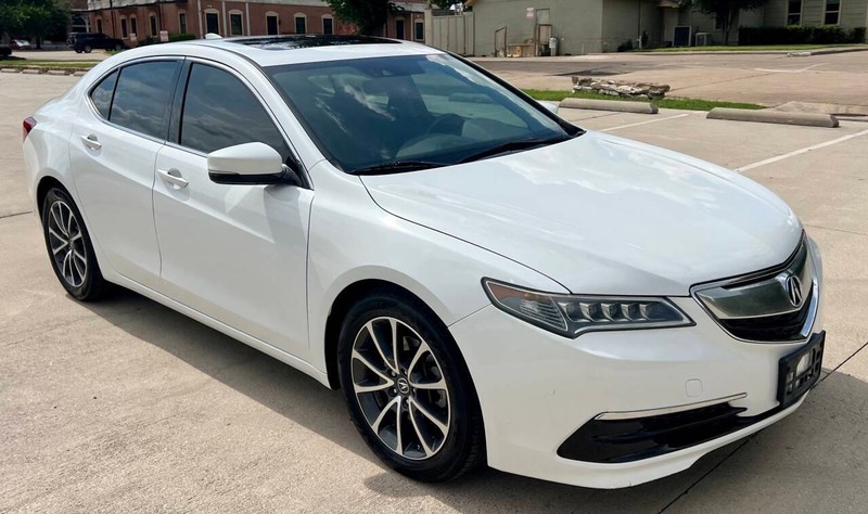 Acura TLX Vehicle Full-screen Gallery Image 07