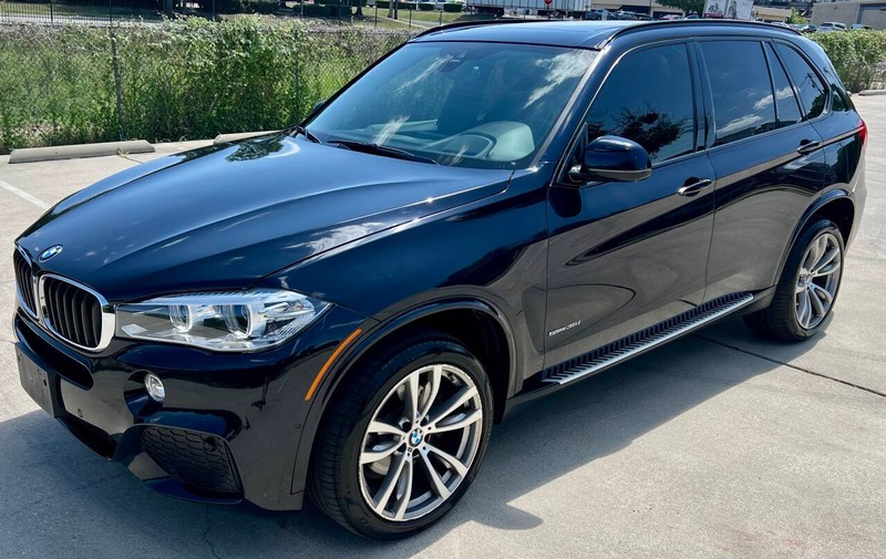 BMW X5 Vehicle Full-screen Gallery Image 08