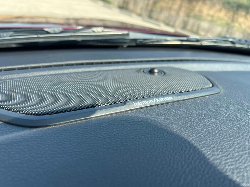 Ram 1500 Vehicle Full-screen Gallery Image 12