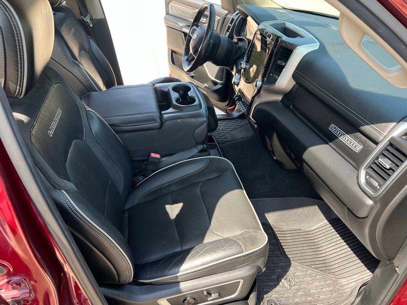 Ram 1500 Vehicle Full-screen Gallery Image 13