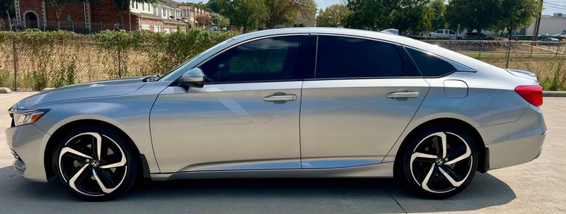 Honda Accord Sedan Vehicle Full-screen Gallery Image 06