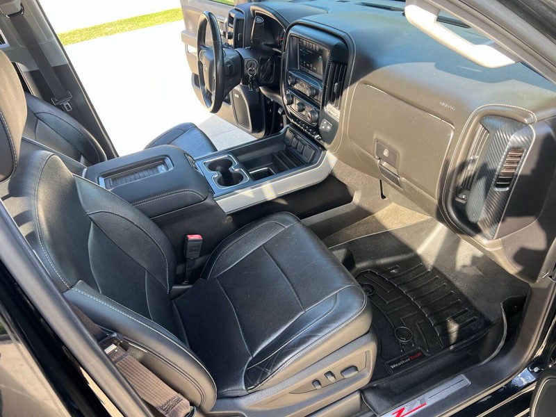 Chevrolet Silverado 1500 Vehicle Full-screen Gallery Image 09