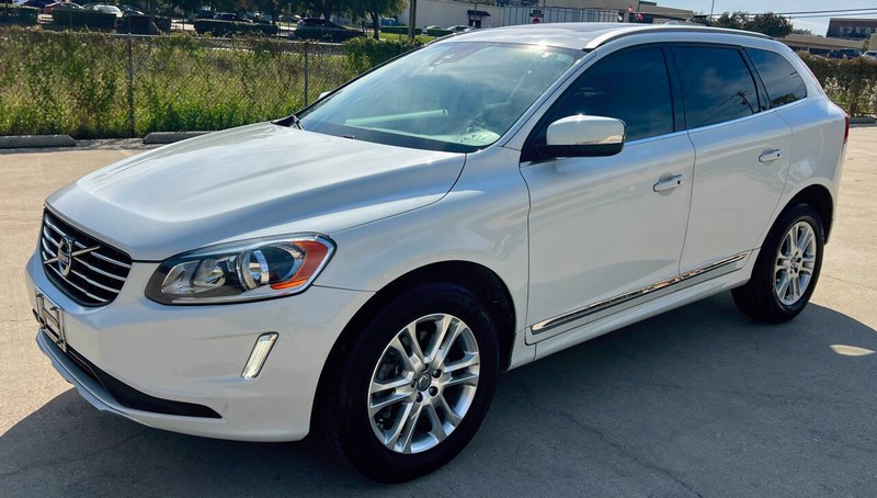 Volvo XC60 Vehicle Full-screen Gallery Image 06