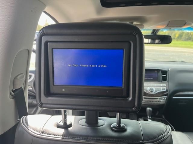 INFINITI JX35 Vehicle Full-screen Gallery Image 13