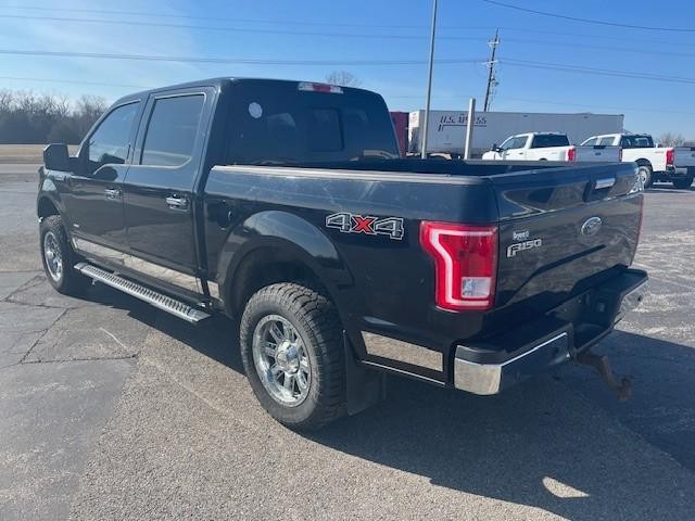 Ford F-150 Vehicle Full-screen Gallery Image 10