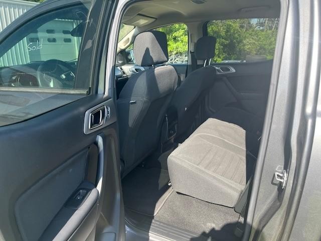 Ford Ranger Vehicle Full-screen Gallery Image 11