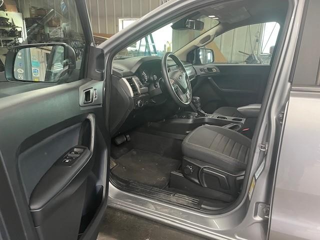 Ford Ranger Vehicle Full-screen Gallery Image 09