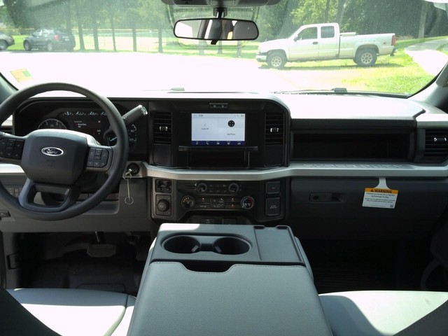 2026 Ford F-350 Super Duty XL - Photo 11