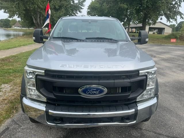 Ford Super Duty F-450 DRW Vehicle Full-screen Gallery Image 08