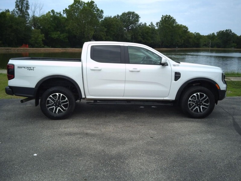 Ford Ranger Vehicle Full-screen Gallery Image 06