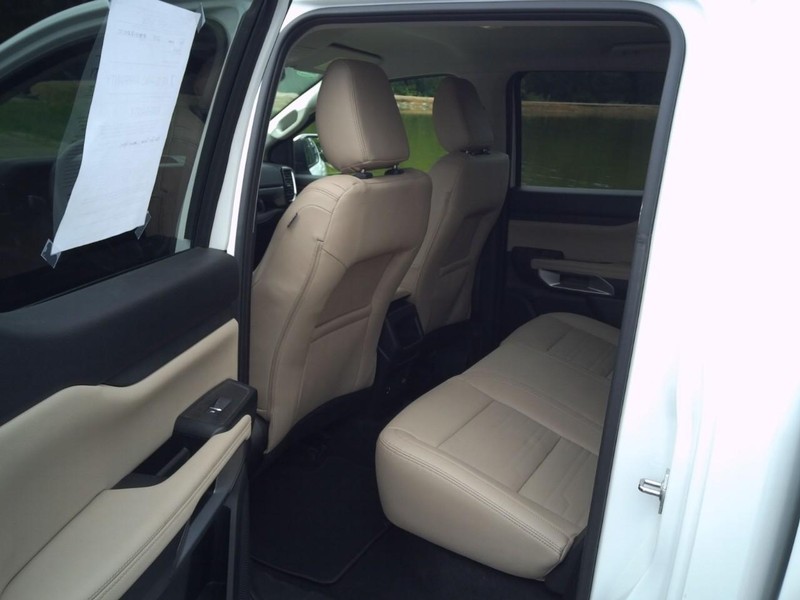 Ford Ranger Vehicle Full-screen Gallery Image 10