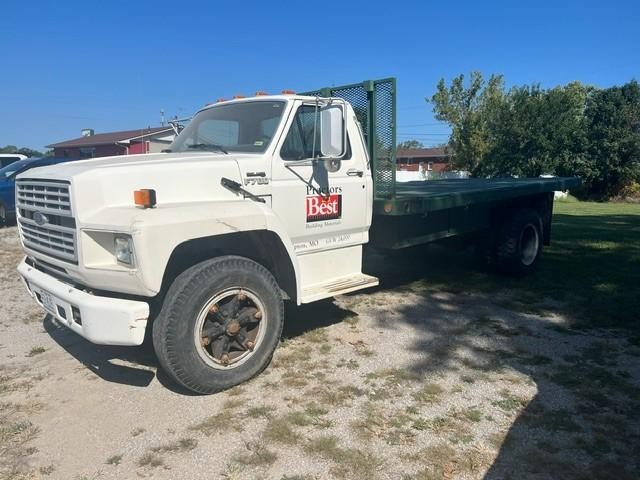 Tipton MO 1994 Ford F700 more details - ford f700