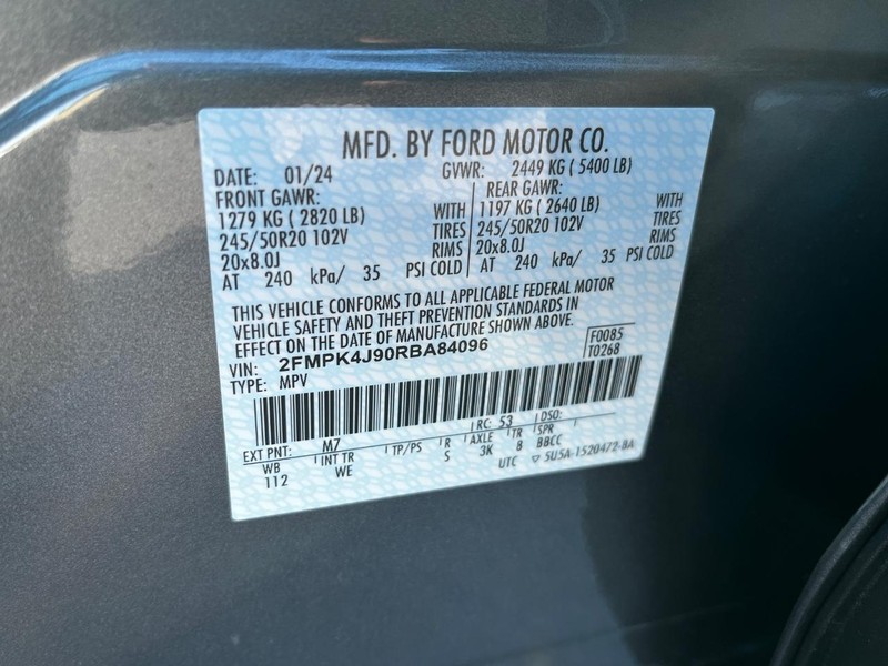 Ford Edge Vehicle Image 18