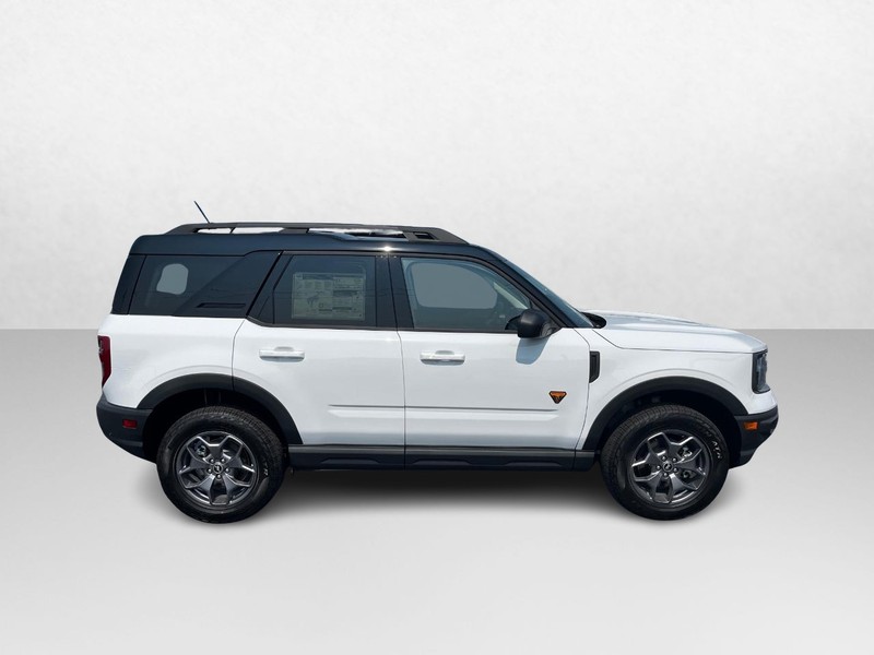 Ford Bronco Sport Vehicle Image 02