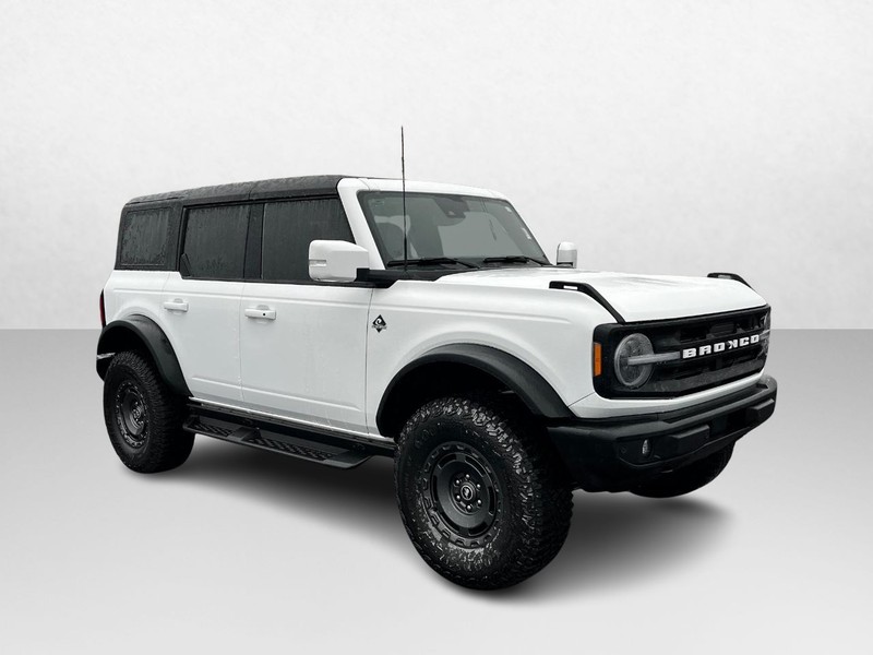 Ford Bronco Vehicle Image 02