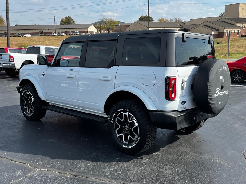 Ford Bronco Vehicle Image 06