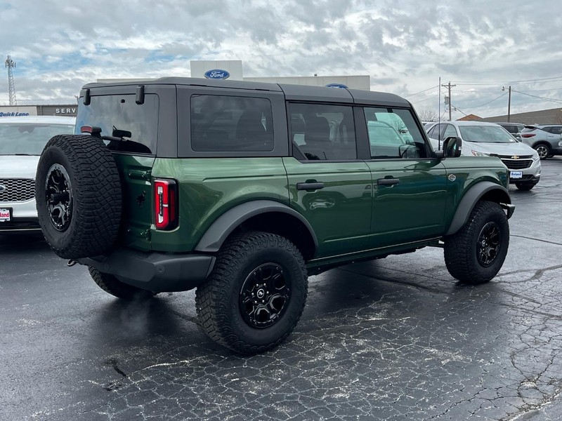 Ford Bronco Vehicle Image 03