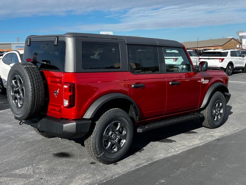 Ford Bronco Vehicle Image 03