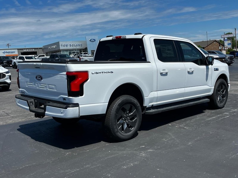 Ford F-150 Lightning Vehicle Image 03