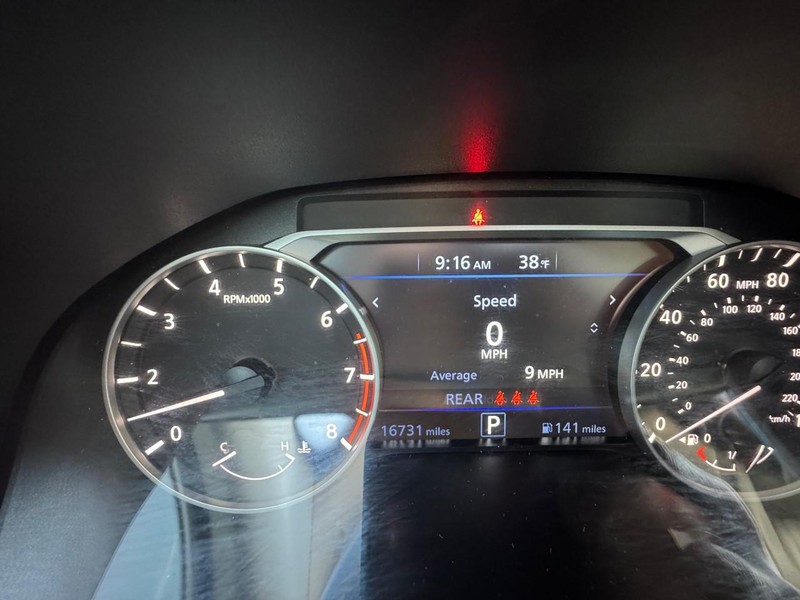 Nissan Altima Vehicle Image 17