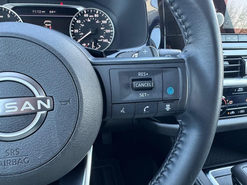 Nissan Pathfinder Vehicle Image 19