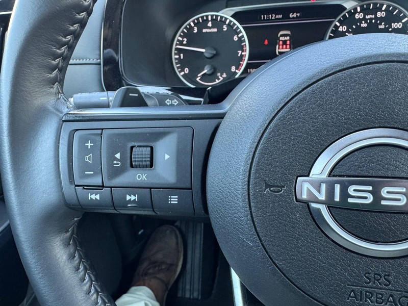 Nissan Pathfinder Vehicle Image 20