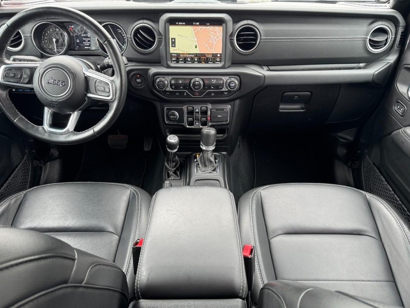 Jeep Wrangler 4xe Vehicle Image 11