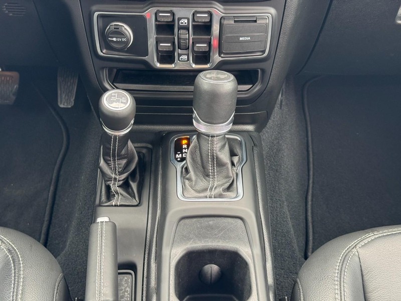 Jeep Wrangler 4xe Vehicle Image 14