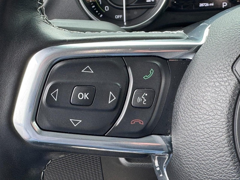 Jeep Wrangler 4xe Vehicle Image 18