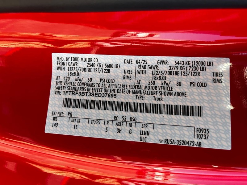 Ford Super Duty F-350 SRW Vehicle Image 11