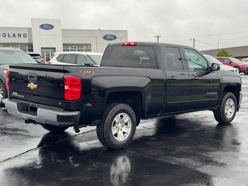 Chevrolet Silverado 1500 Vehicle Image 03