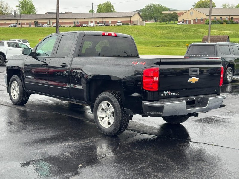 Chevrolet Silverado 1500 Vehicle Image 06