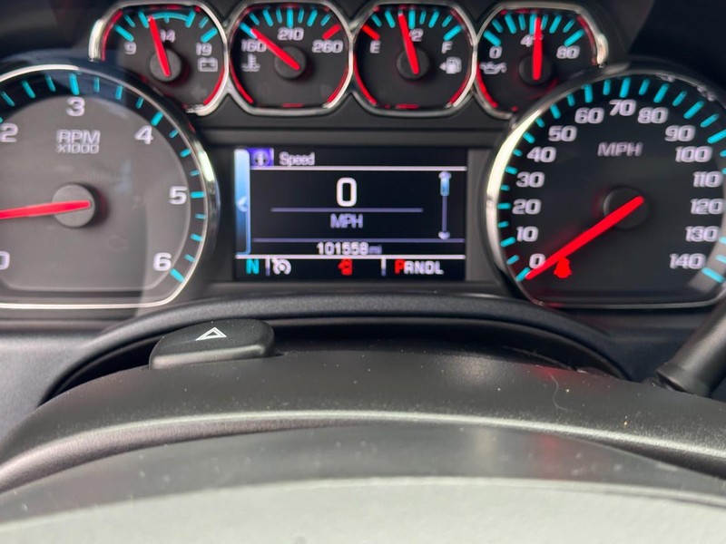 Chevrolet Silverado 1500 Vehicle Image 18