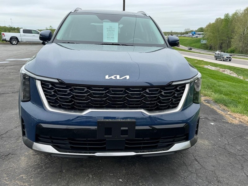 Kia Sorento Vehicle Image 06