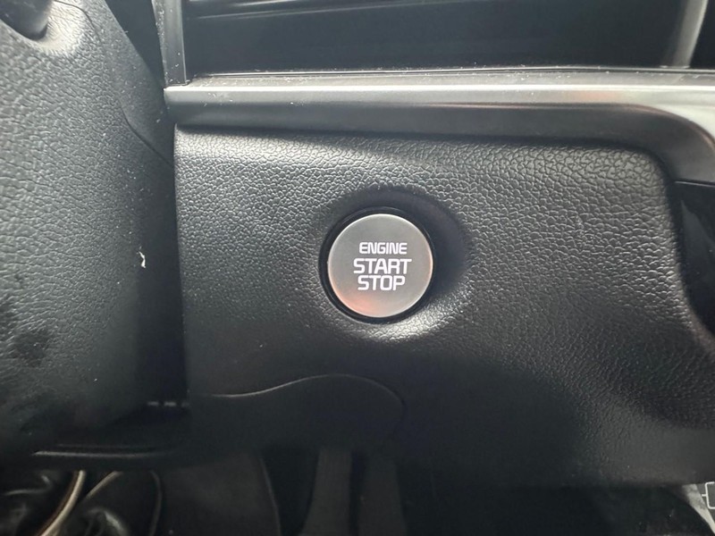 Kia Sorento Vehicle Image 19
