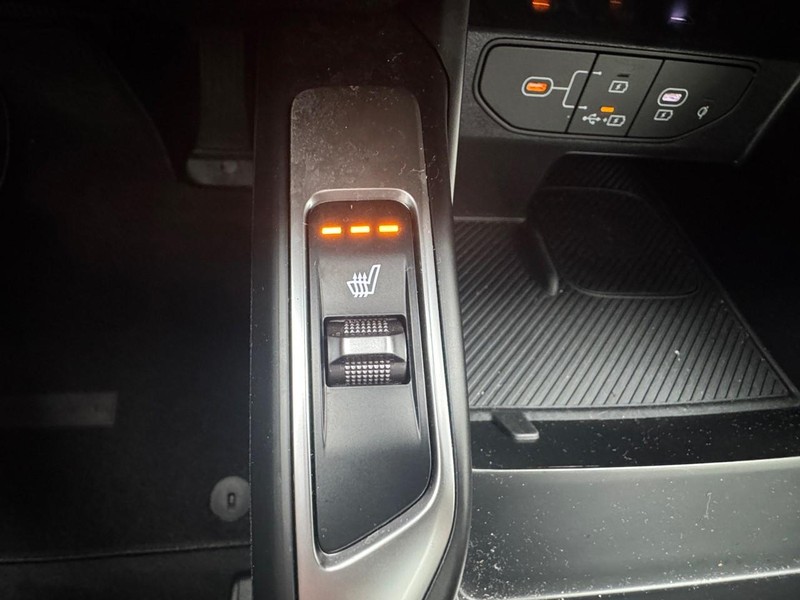 Kia Sorento Vehicle Image 20