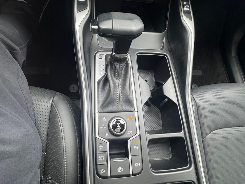 Kia Sorento Vehicle Image 23