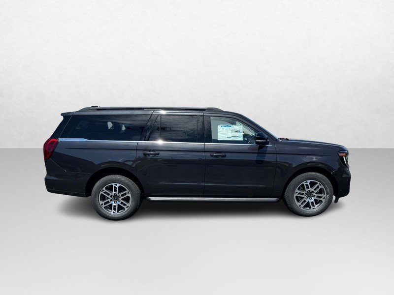 Ford Expedition Max Vehicle Image 02