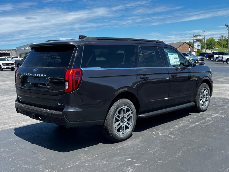 Ford Expedition Max Vehicle Image 03