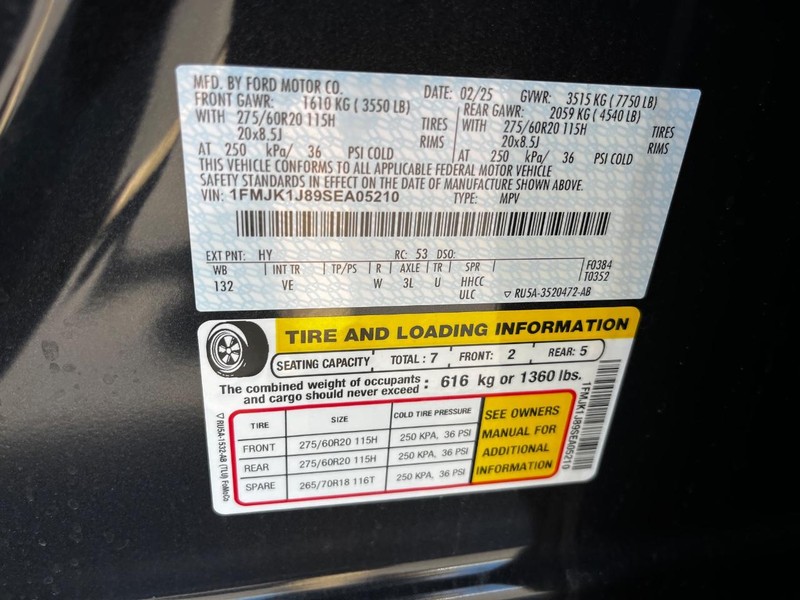 Ford Expedition Max Vehicle Image 18