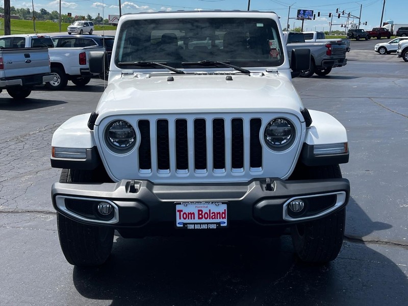 Jeep Gladiator Vehicle Image 09